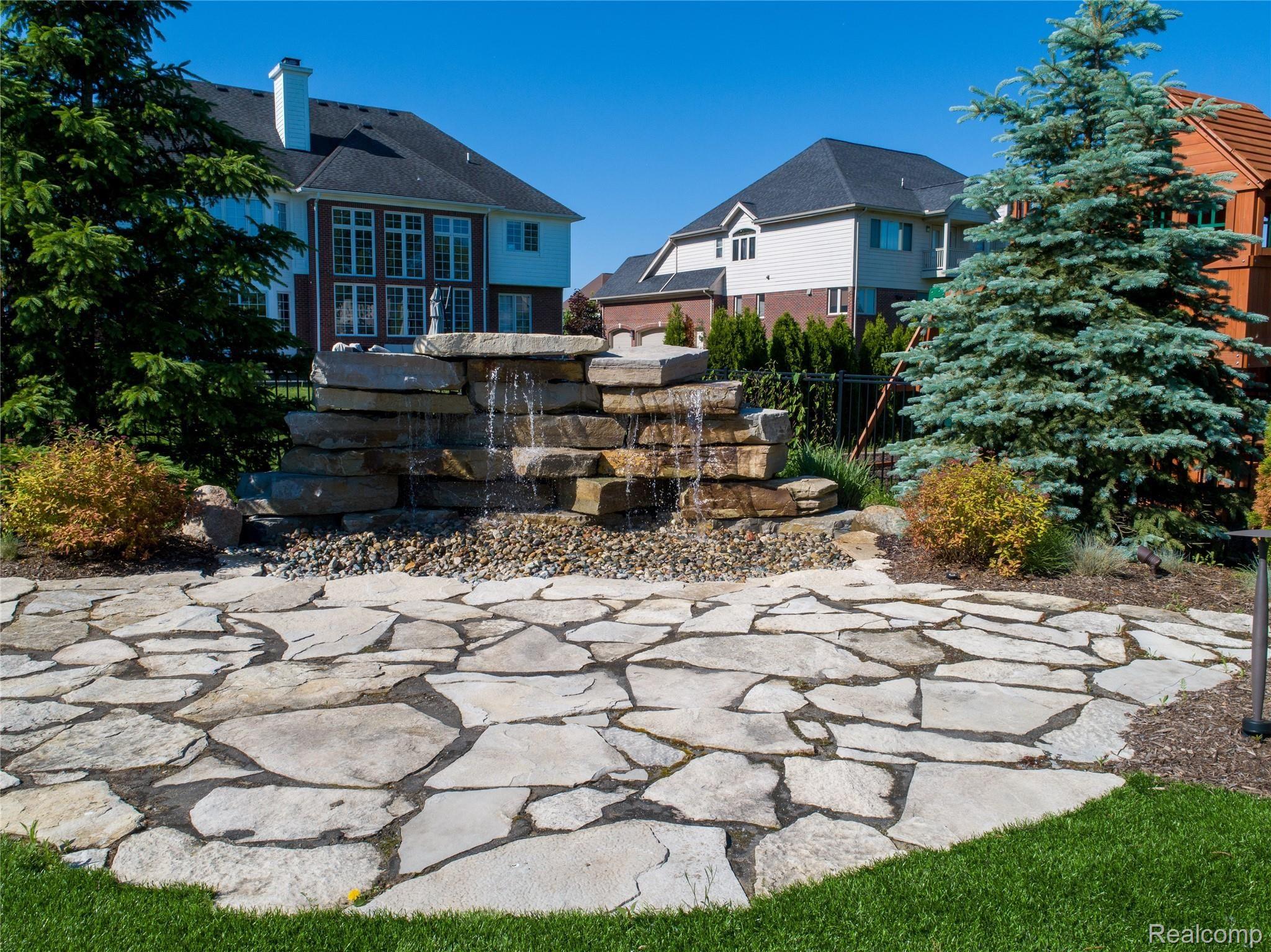 1630 Serene Court Rochester, MI 48306 - Photo 88 of 94 DJI_0922.jpg