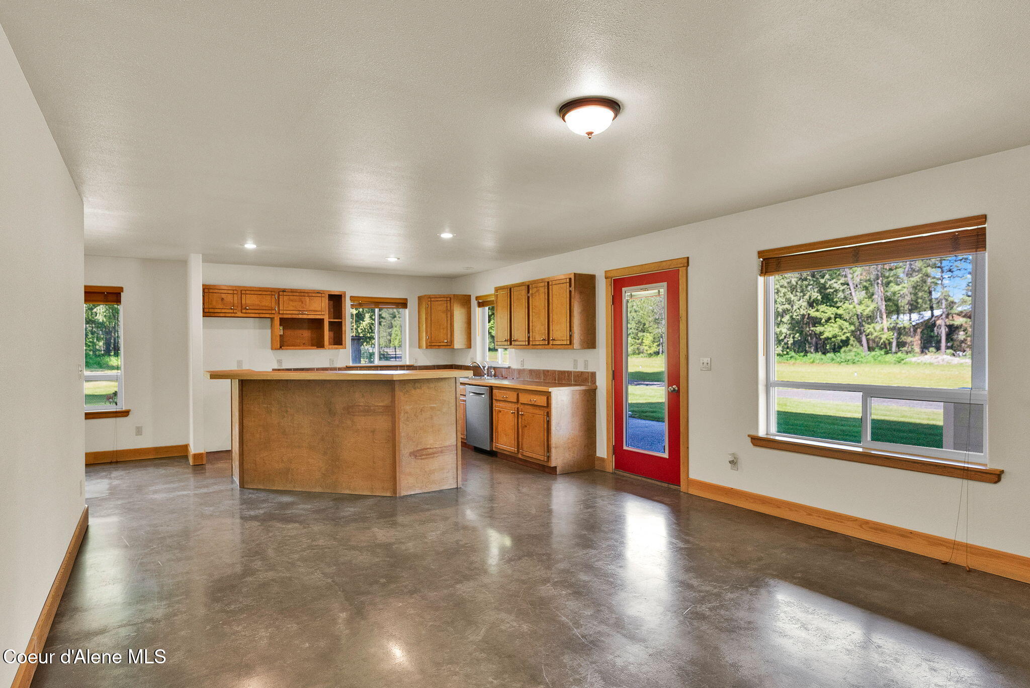 551 Star Road Moyie Springs, ID 83845 - Photo 6 of 85 4-web-or-mls-SkyLight - Star (JG)-25