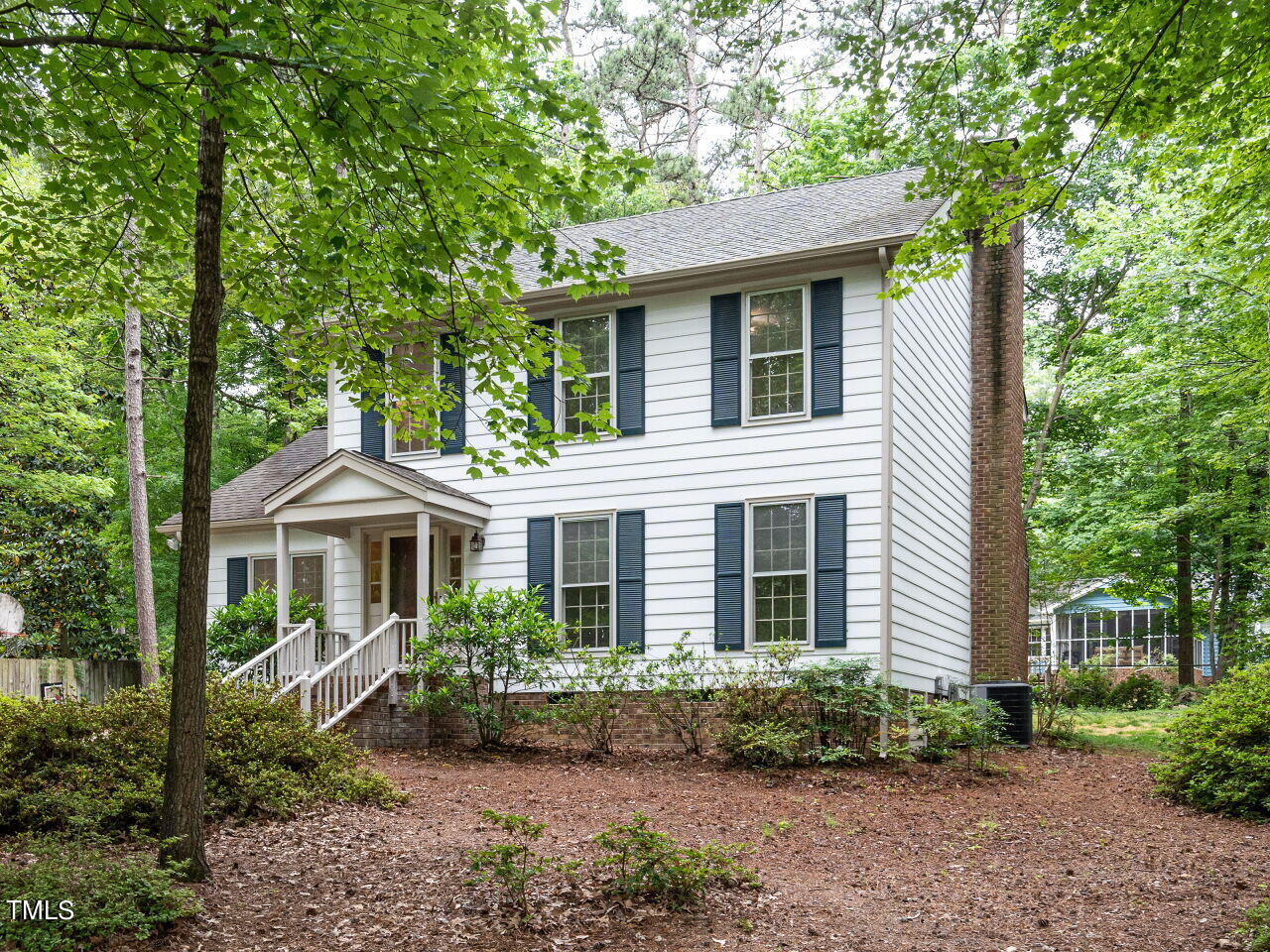 7417 Old Hundred Road Raleigh, NC 27613 - Photo 2 of 31 001-1280x960-7417-old-hundred-road