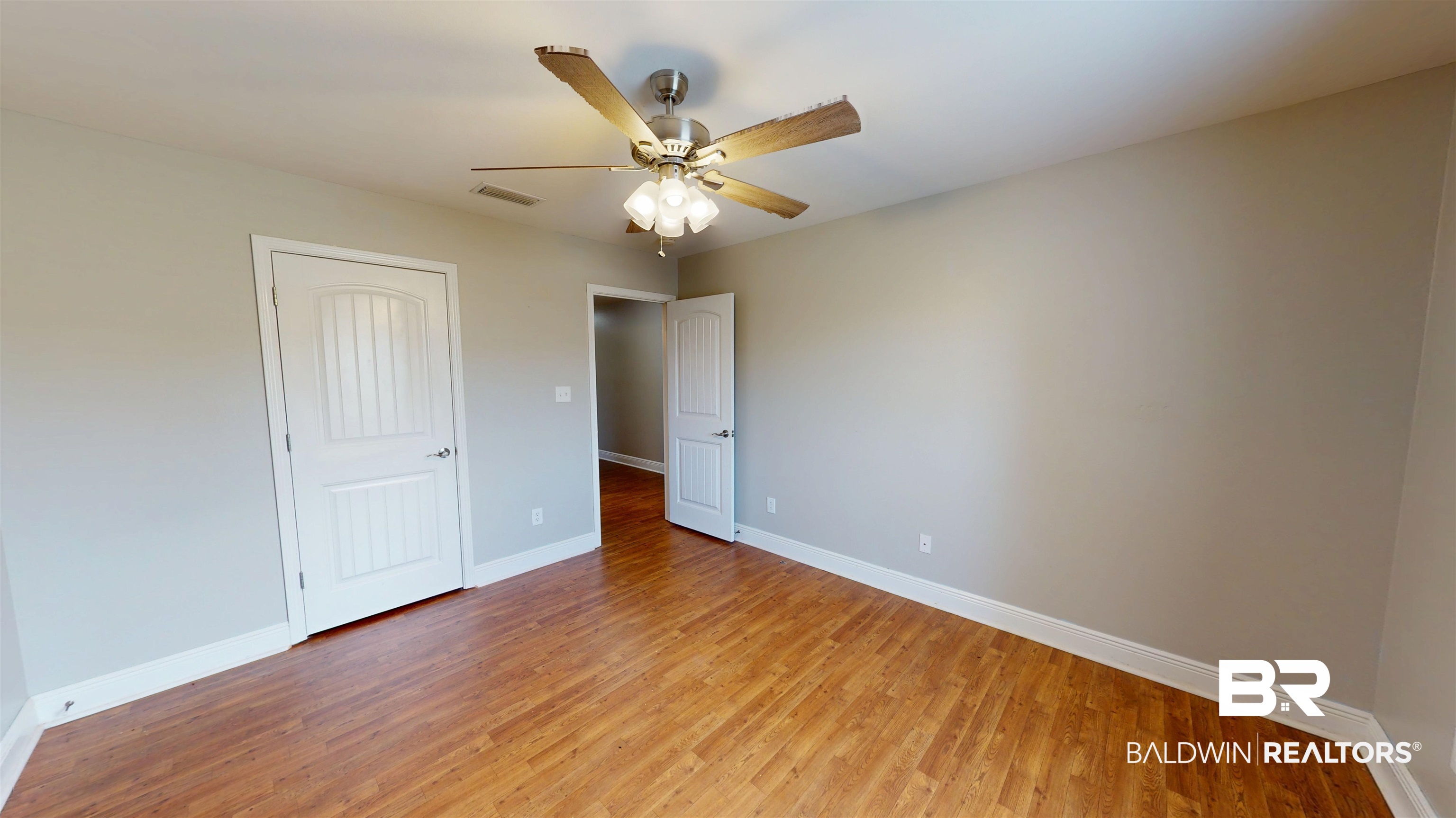10753 Rigby Drive Mobile, AL 36695 - Photo 18 of 33 Guest Bedroom 3 - Graciously sized room and closet.