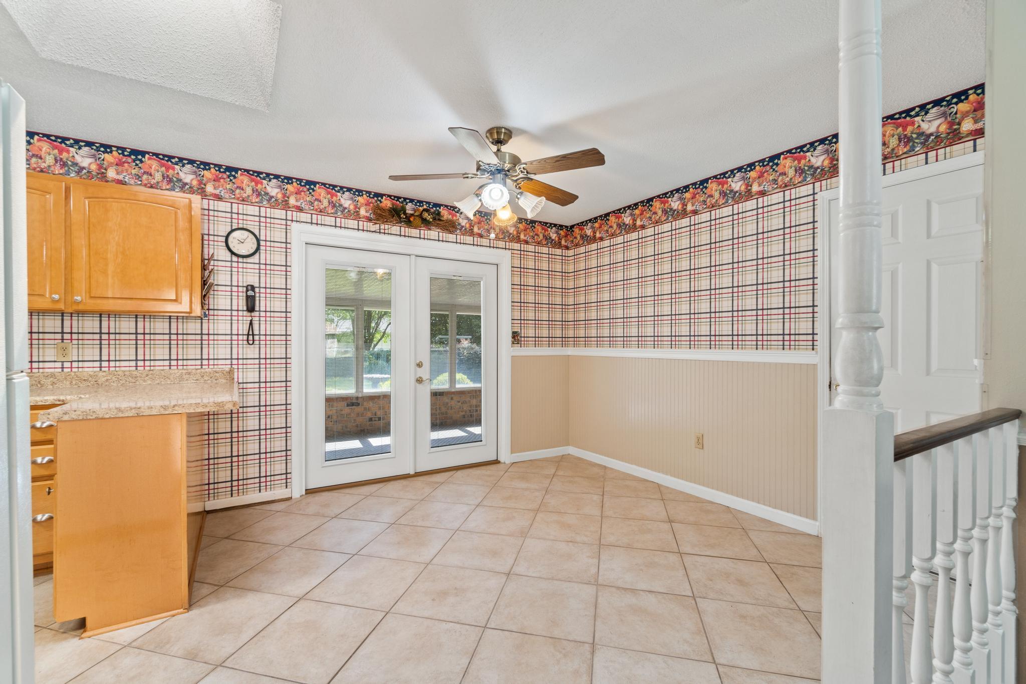 1409 Scott Road Niceville, FL 32578 - Photo 4 of 20 Breakfast Room