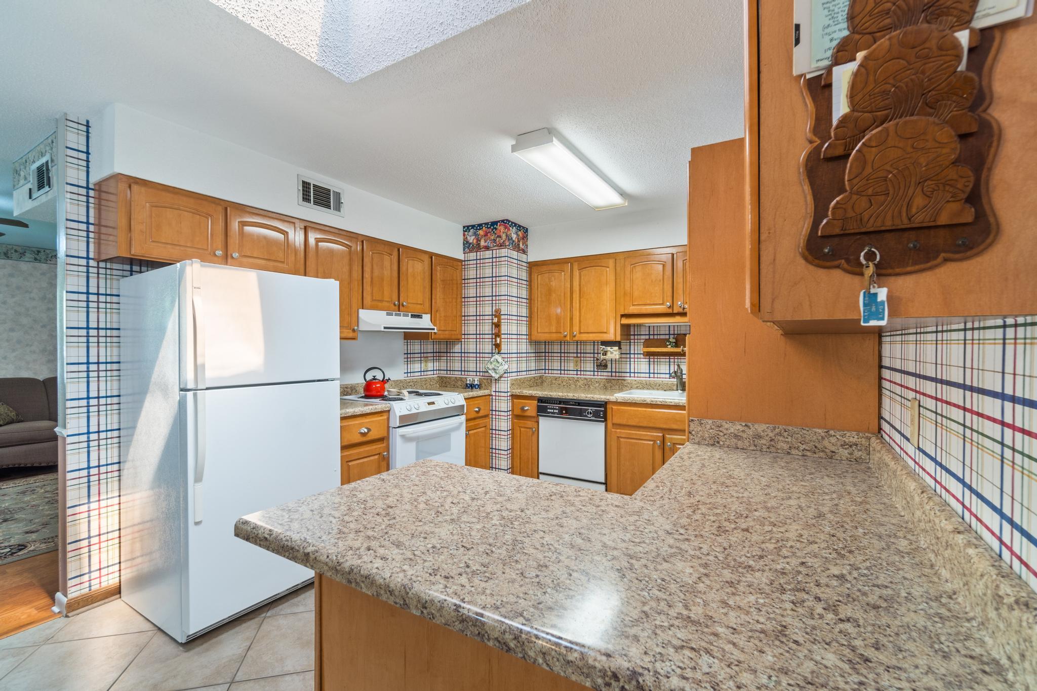 1409 Scott Road Niceville, FL 32578 - Photo 7 of 20 Kitchen