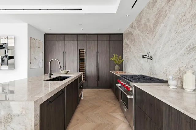 $2,999,000 | 51 South 1st Street, Unit THA | Williamsburg