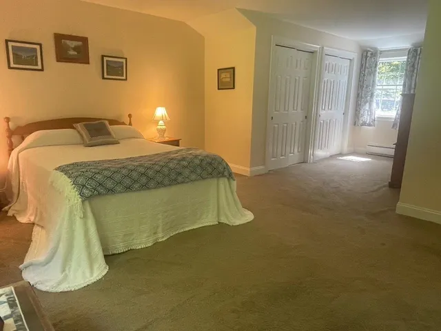 $525,000 | 561 Neal Road, Hartford, VT 05001