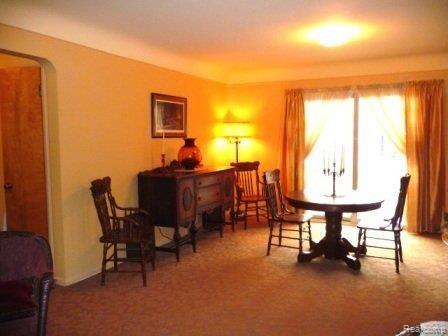 15621 Charles R Avenue Eastpointe, MI 48021 - Photo 3 of 16 Dining Room