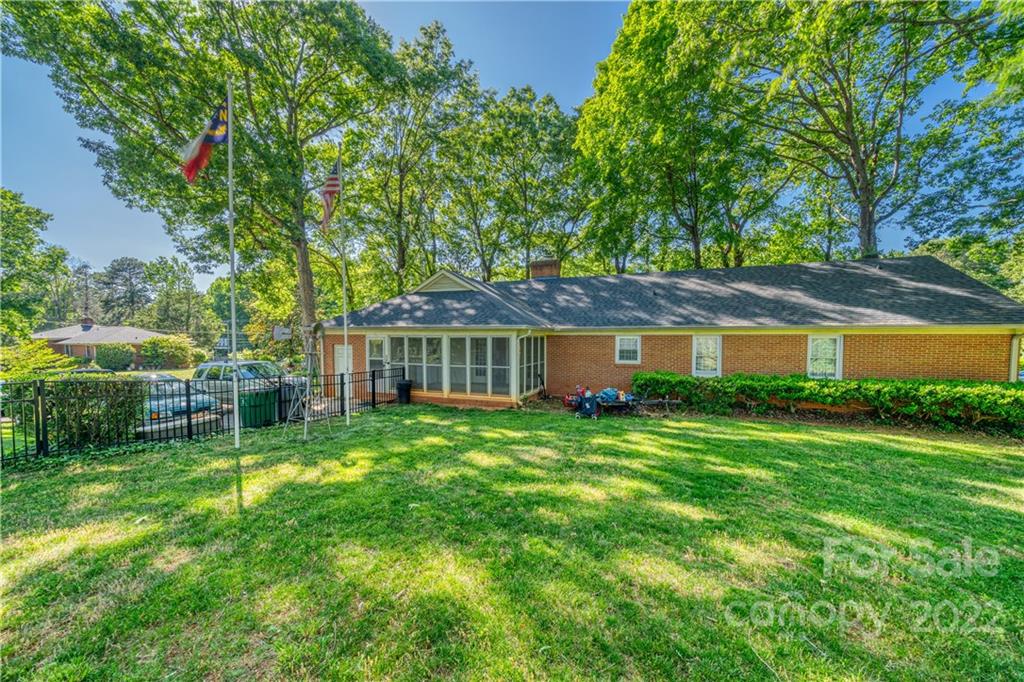 700 Rama Road Charlotte, NC 28211 - Photo 29 of 30 Gallery Image 29