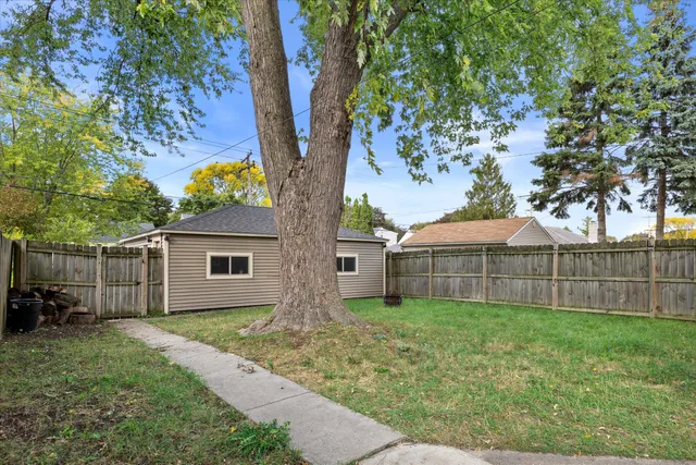 $339,900 | 3407 North 88th Street, Milwaukee, WI 53222