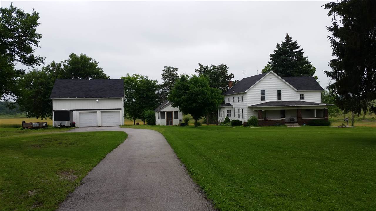 3527 Adams Ctr Road Fort Wayne, IN 46806 - Photo 4 of 22