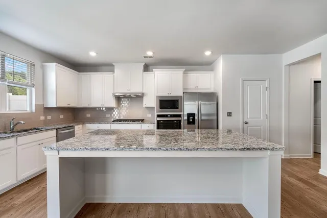 $2,500 | 420 Point Place Drive, Loganville, GA 30052