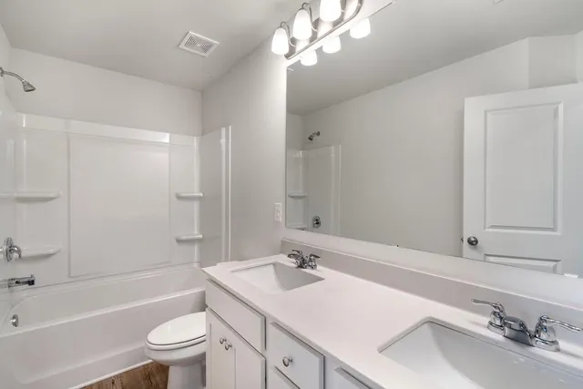 $2,500 | 420 Point Place Drive, Loganville, GA 30052