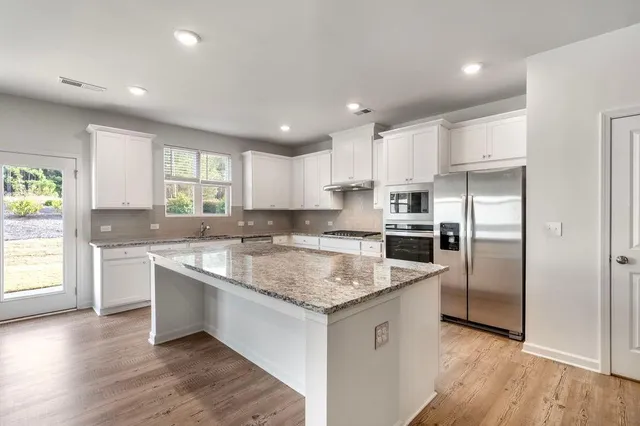 $2,500 | 420 Point Place Drive, Loganville, GA 30052