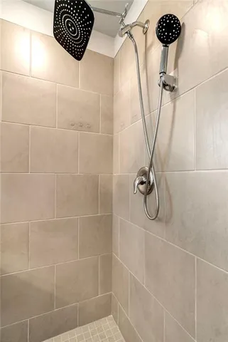 $2,500 | 420 Point Place Drive, Loganville, GA 30052