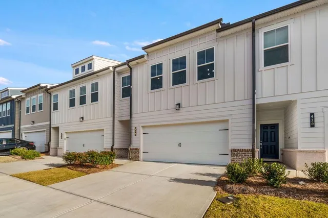 $2,500 | 420 Point Place Drive, Loganville, GA 30052