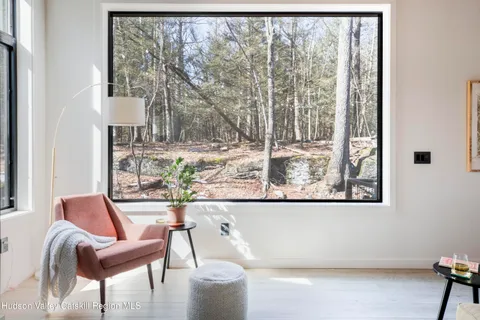 $945,000 | 1442 Glasco Turnpike, Saugerties, NY 12477