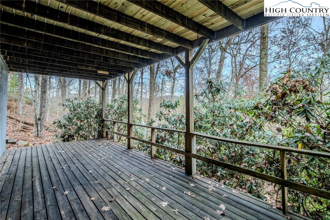 471 Lakeview Road Newland, NC 28657 - Photo 47 of 50 Gallery Image 47