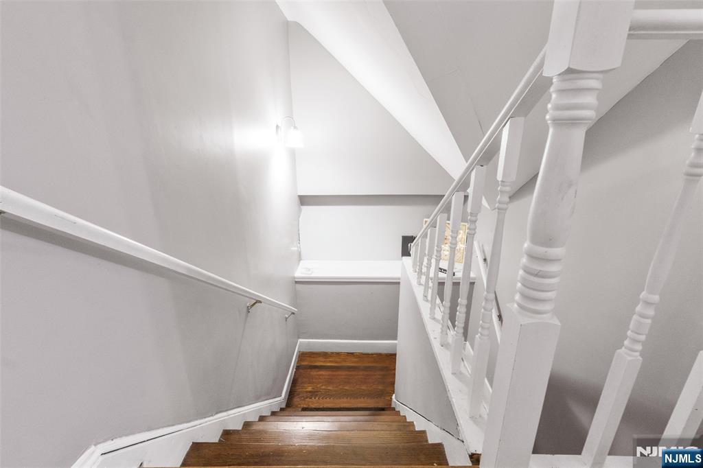 206 Mortimer Avenue Rutherford, NJ 07070 - Photo 21 of 41 Gallery Image 21