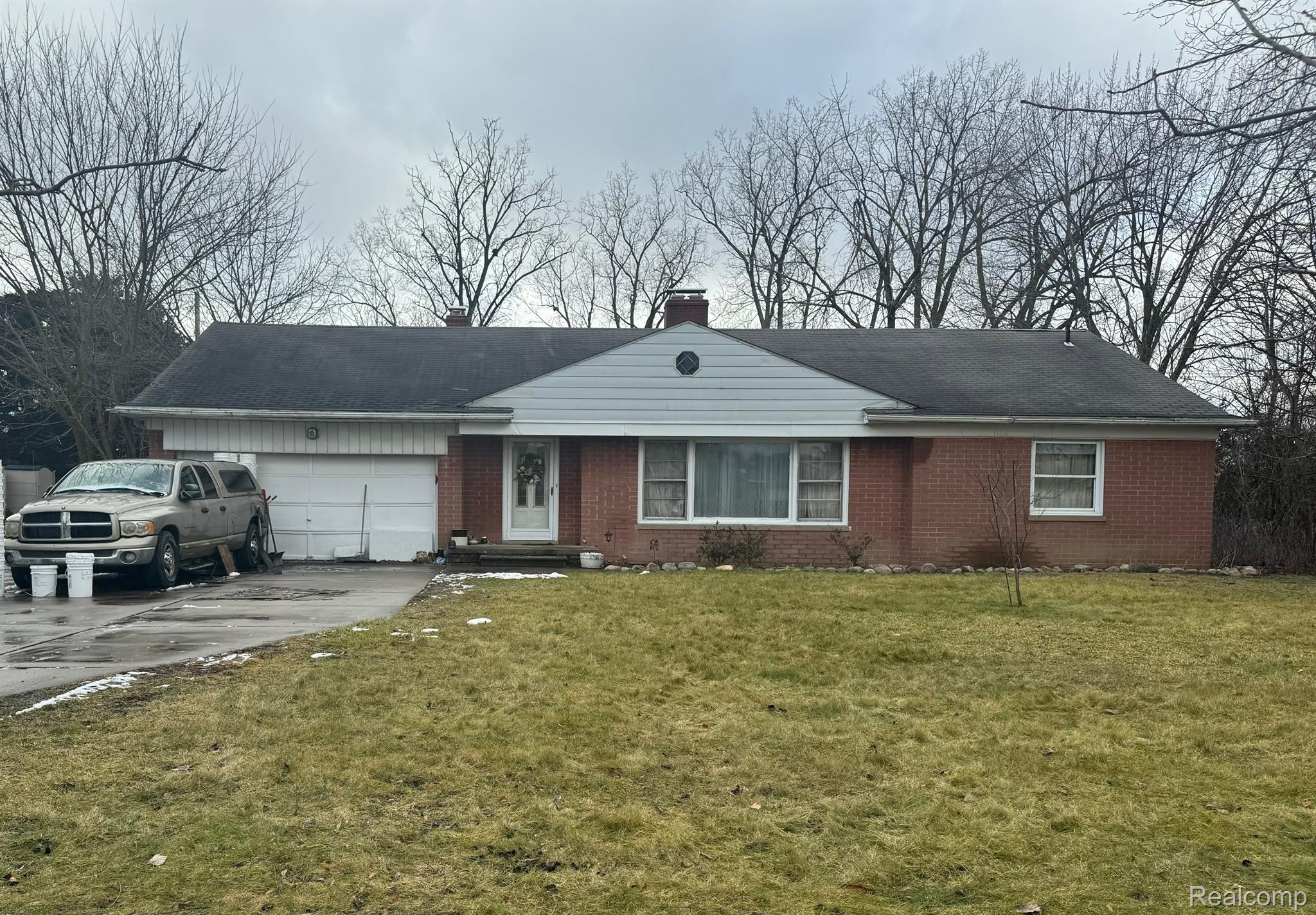 13750 Reeck Road Southgate, MI 48195 - Photo 1 of 12 Gallery Image 1