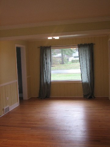 28 Garrison Road Queensbury, NY 12804 - Photo 8 of 12 Photo 8