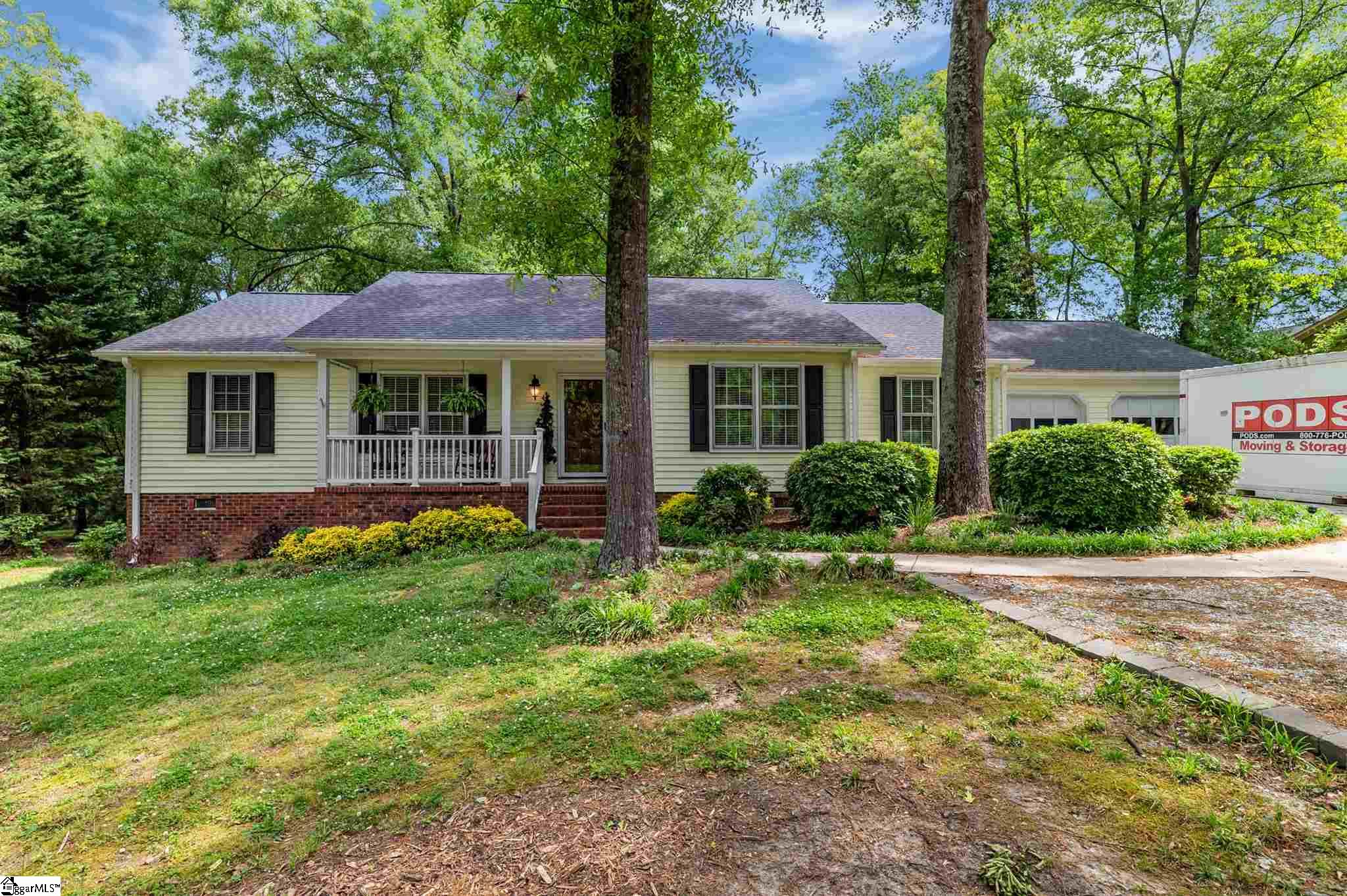 514 Hammett Road Greer, SC 29650 - Photo 1 of 28 Gallery Image 1