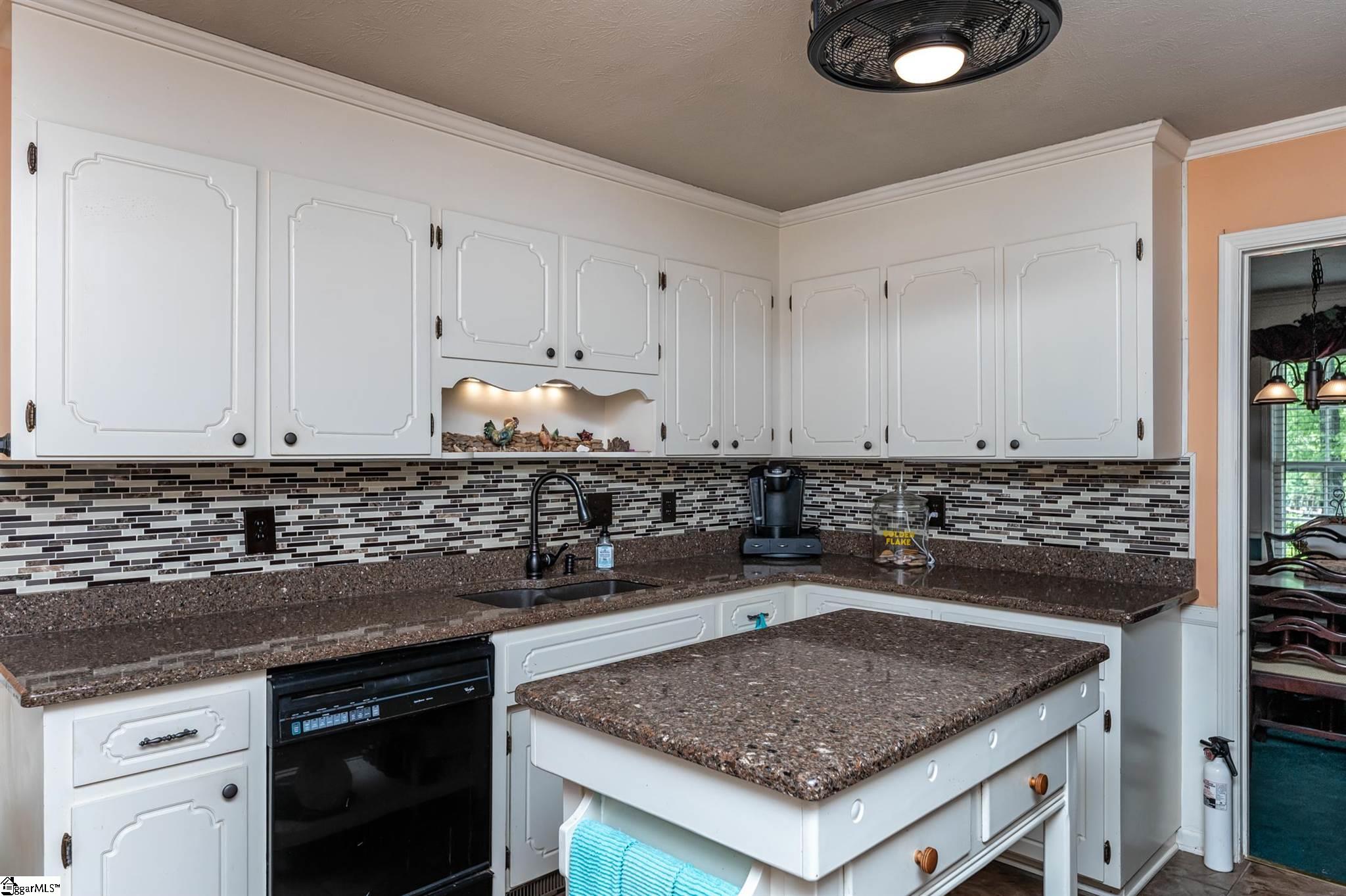 514 Hammett Road Greer, SC 29650 - Photo 19 of 28 Gallery Image 19