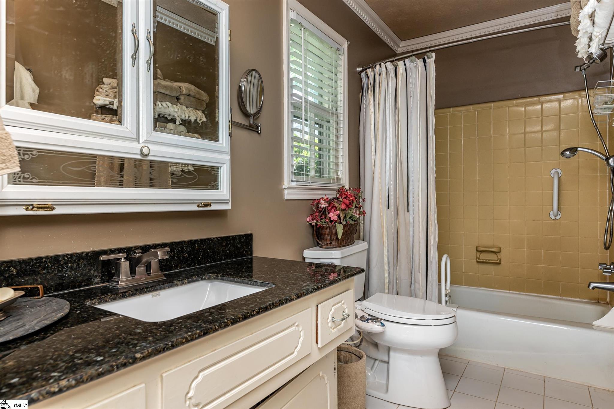 514 Hammett Road Greer, SC 29650 - Photo 7 of 28 Gallery Image 7