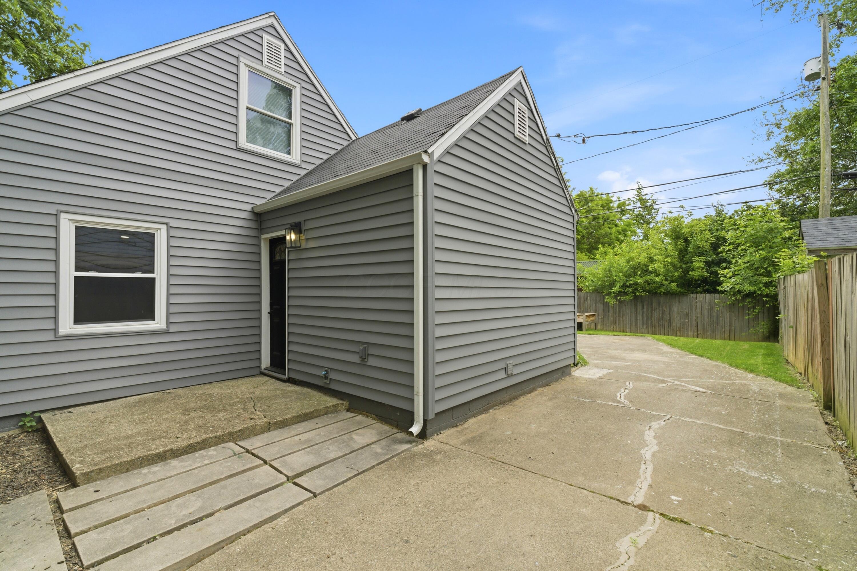 3054 Gerbert Road Columbus, OH 43224 - Photo 31 of 36 31