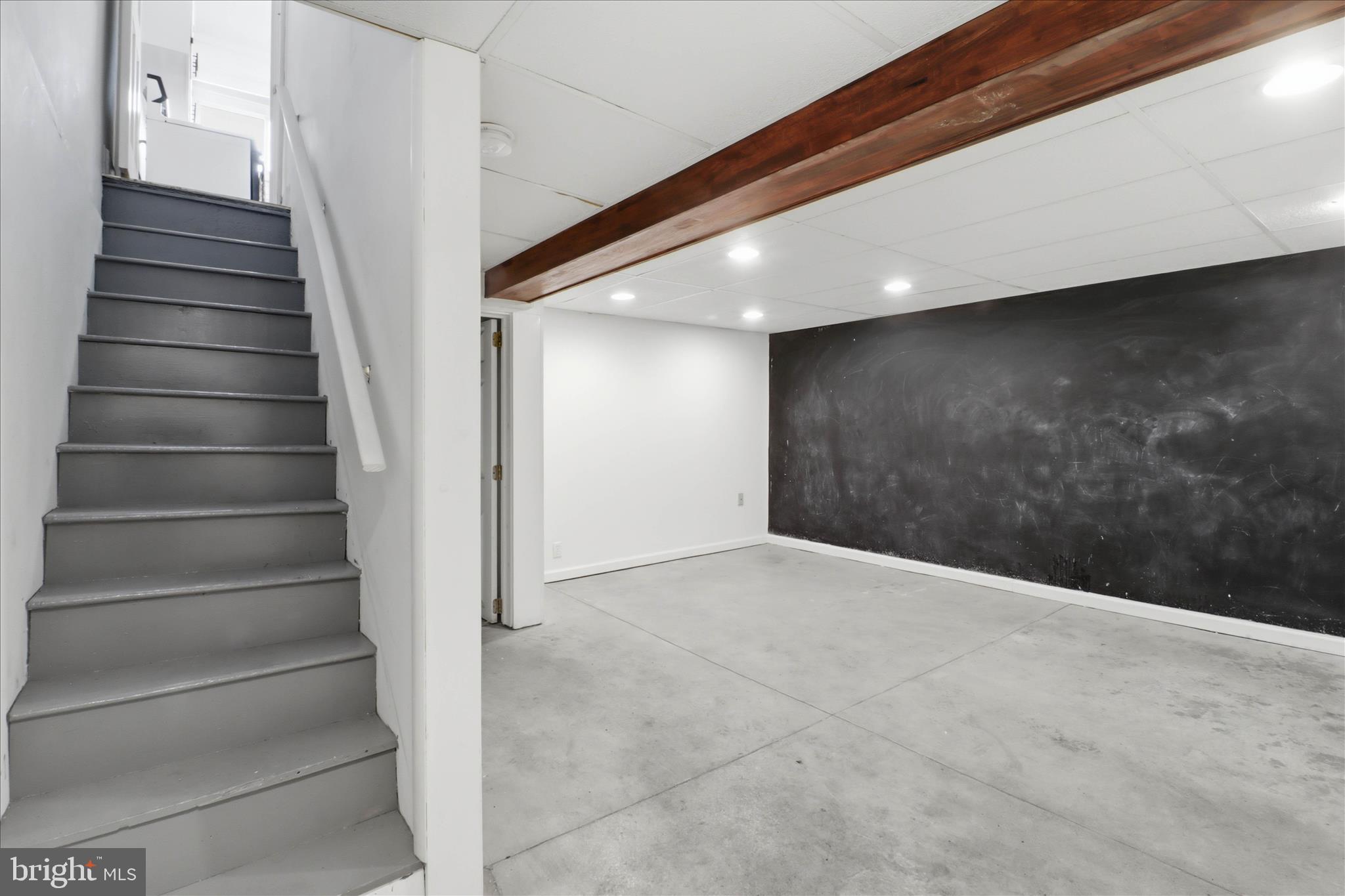 521 Hamilton Street Lancaster, PA 17602 - Photo 29 of 44 a view of an empty room with stairs