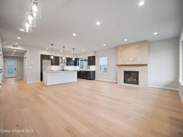 $799,000 | 997 East RR Avenue, Post Falls, ID 83854