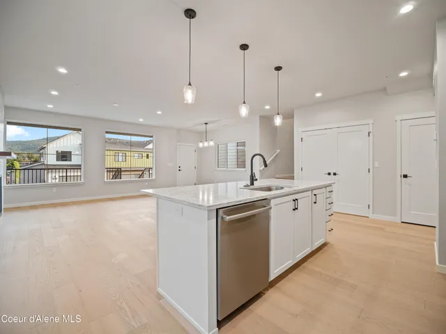 $799,000 | 997 East RR Avenue, Post Falls, ID 83854