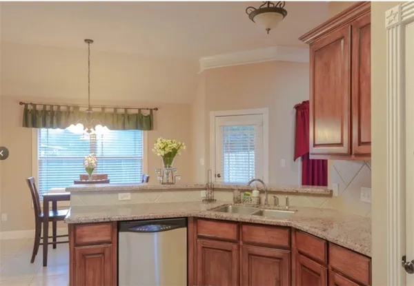 $2,500 | 4200 Colchester Court, College Station, TX 77845