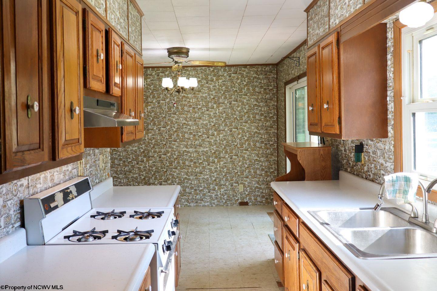 88 Piney Fork Road Pine Grove, WV 26419 - Photo 16 of 44 Gallery Image 16