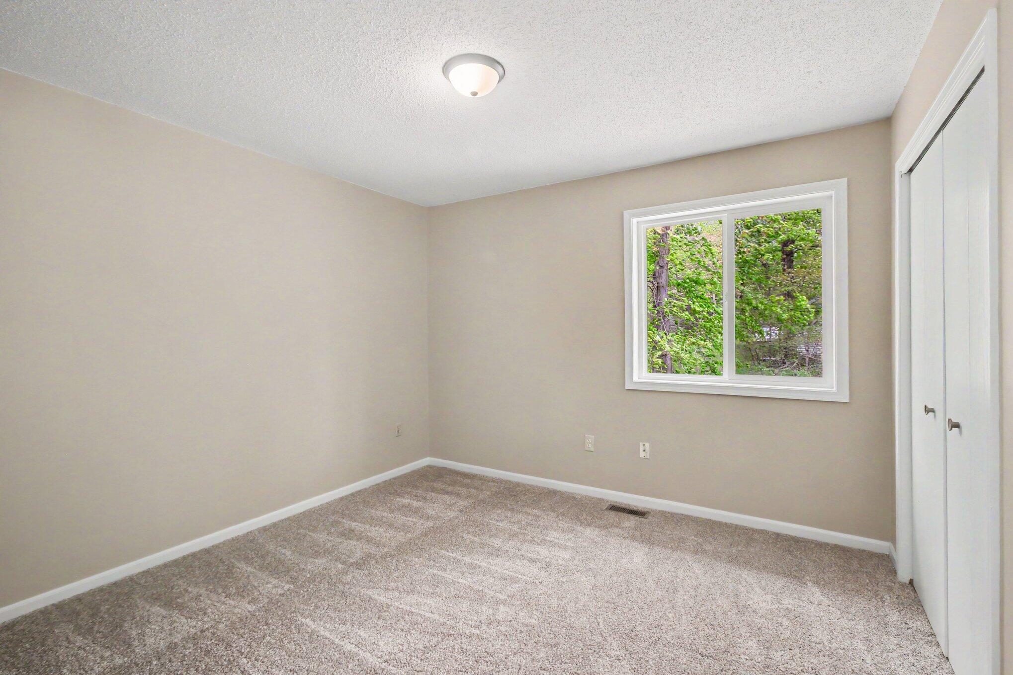 16229 Taft Road Spring Lake, MI 49456 - Photo 18 of 34 018_file_6088