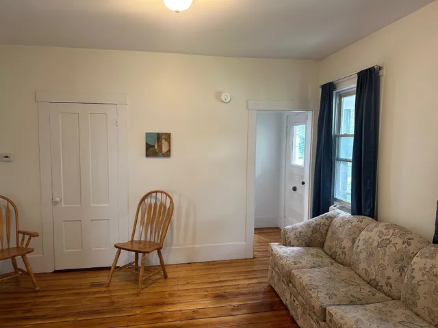 $1,895 | 26 Maple Street, Dover, NH 03820