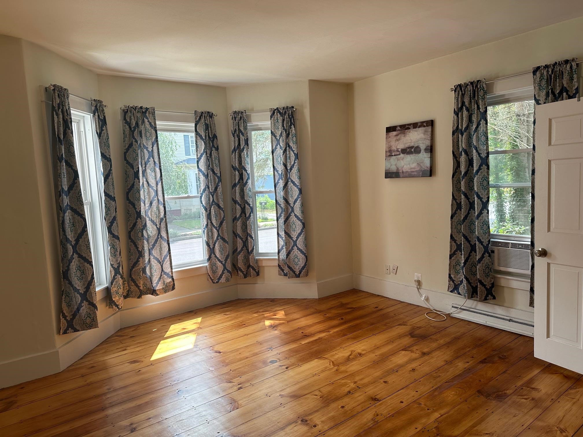 26 Maple Street Dover, NH 03820 - Photo 9 of 15