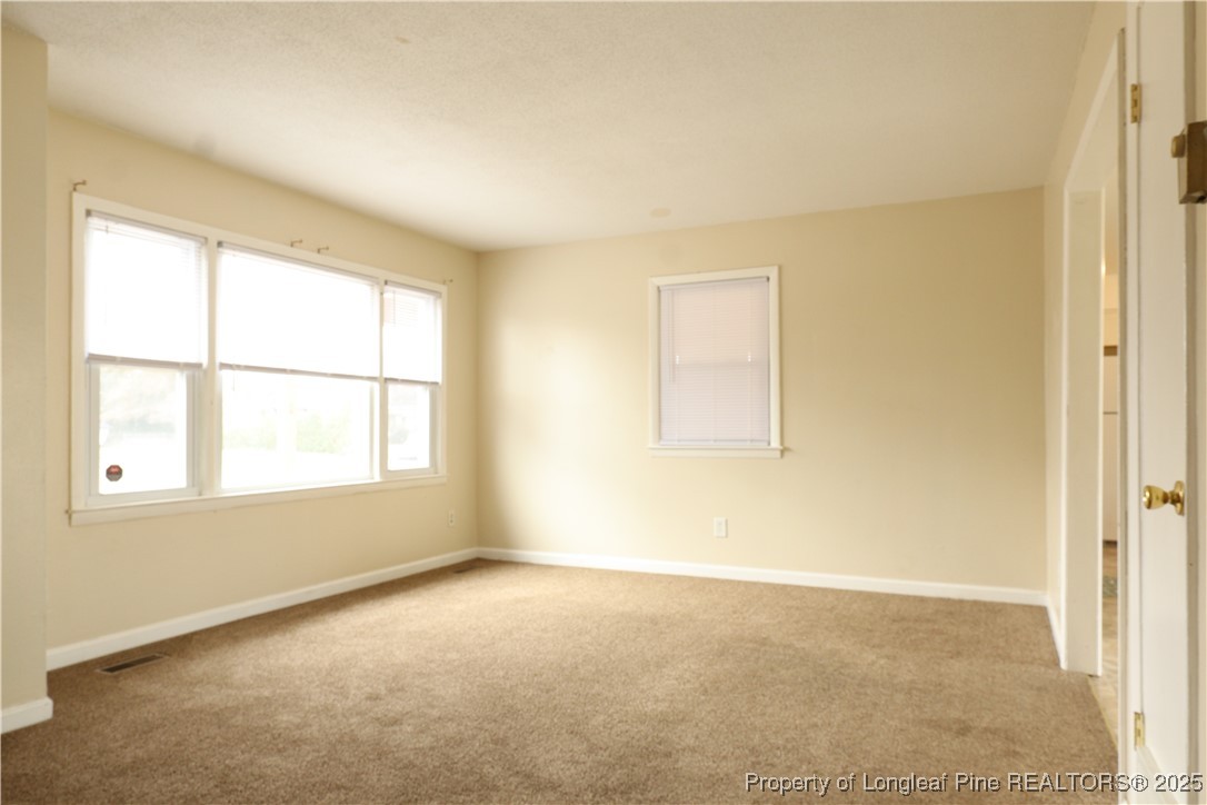 487 North Platte Road Fayetteville, NC 28303 - Photo 4 of 19 Gallery Image 4