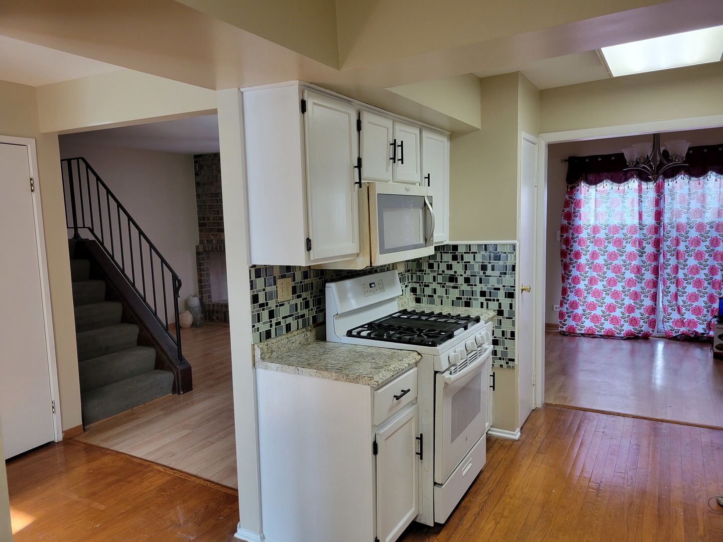 483 Rustic Drive Wheeling, IL 60090 - Photo 5 of 19