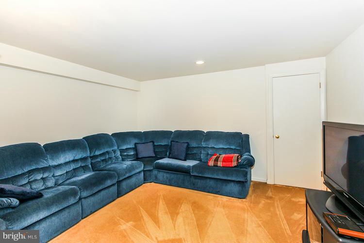8611 Aqueduct Road Potomac, MD 20854 - Photo 25 of 30 Basement