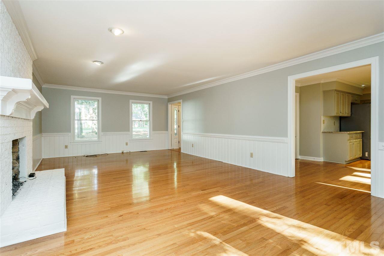 8520 Seagate Drive Raleigh, NC 27615 - Photo 7 of 25