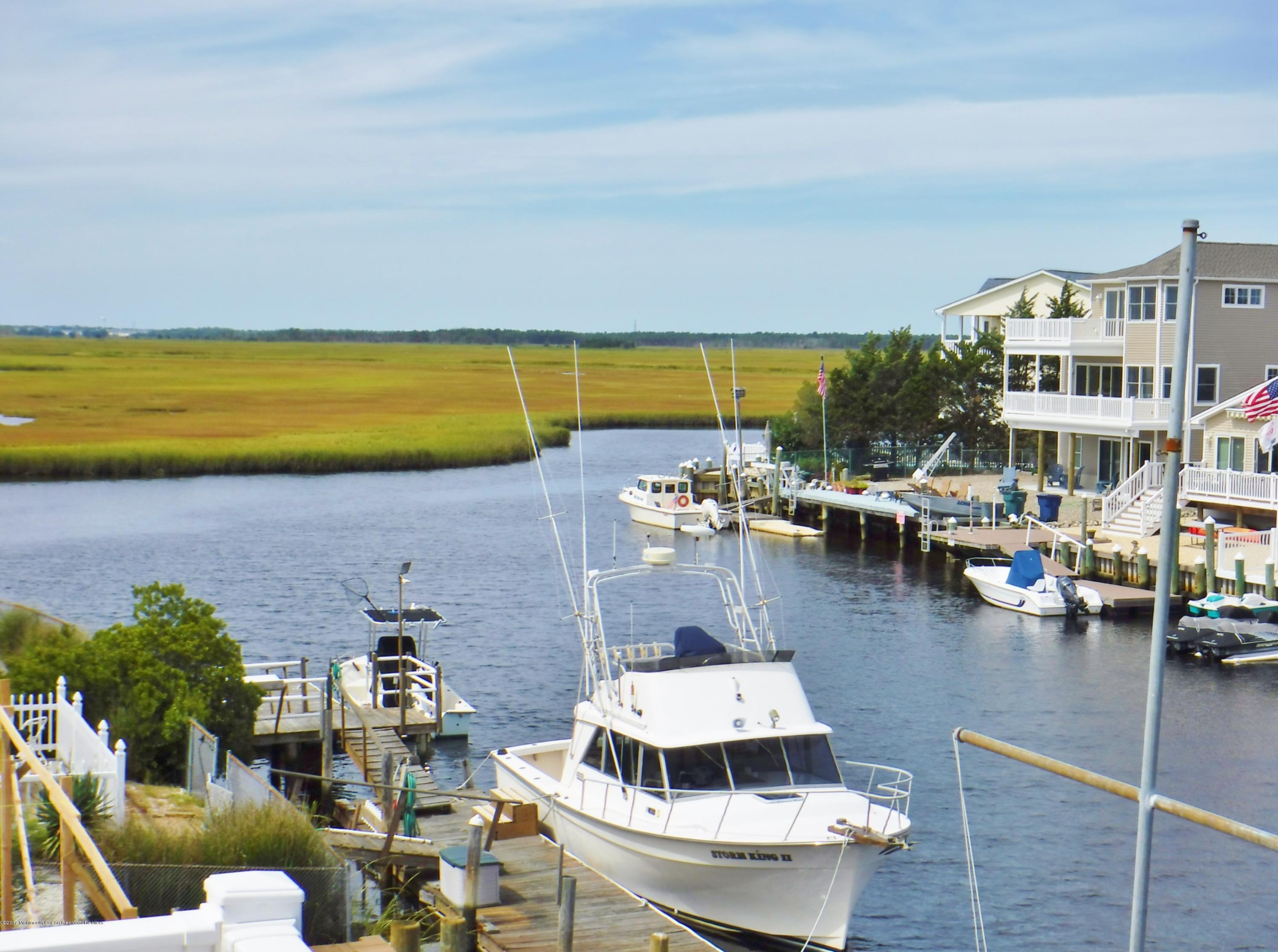 16 Columbia Road Little Egg Harbor, NJ 08087 - Photo 33 of 43 2