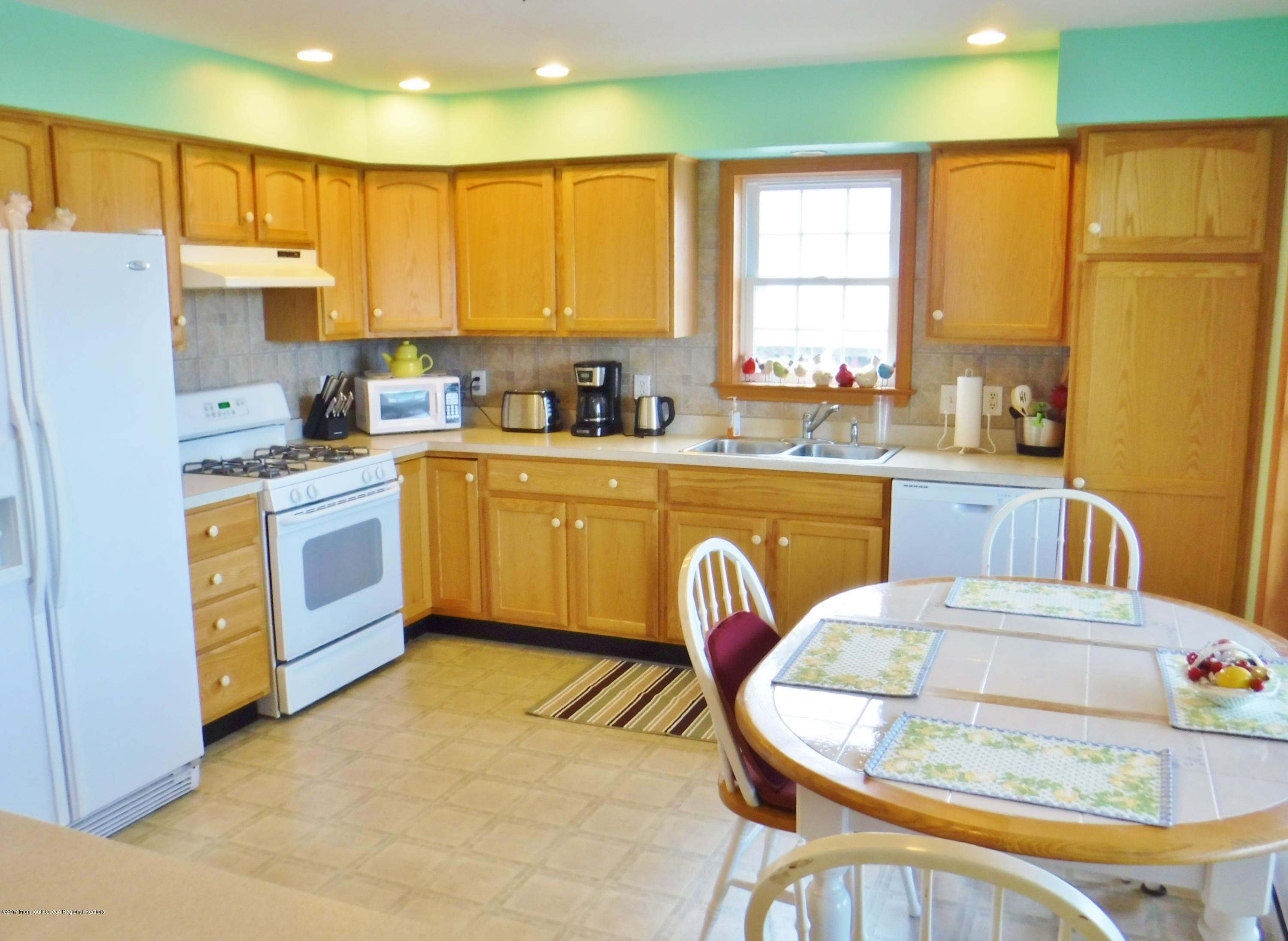 16 Columbia Road Little Egg Harbor, NJ 08087 - Photo 5 of 43 DSCF0543