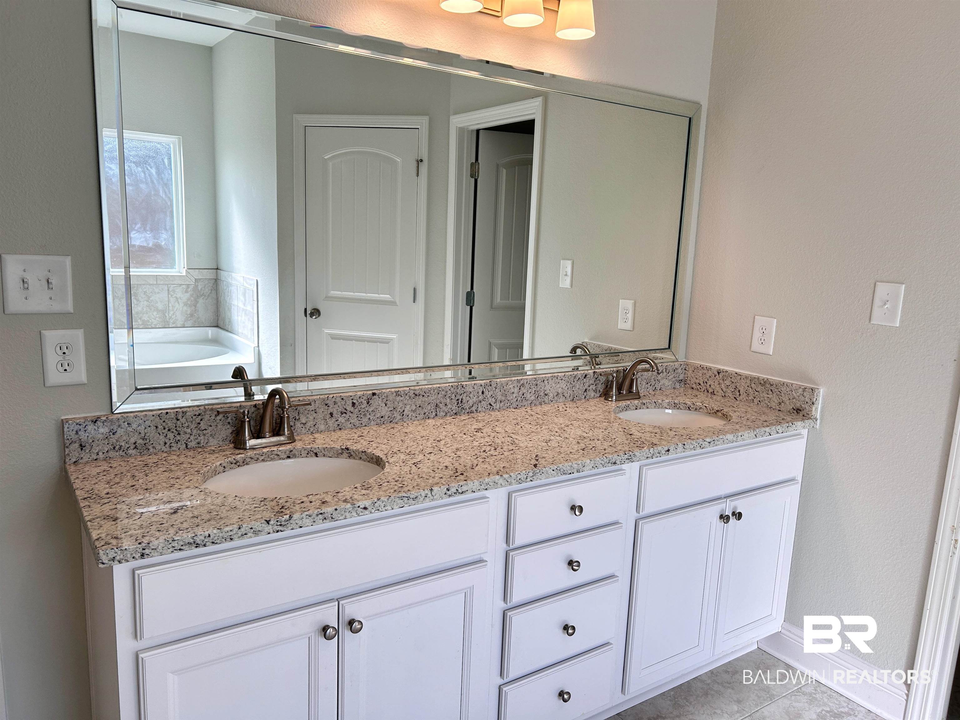 1267 Pembroke Way Foley, AL 36535 - Photo 15 of 17