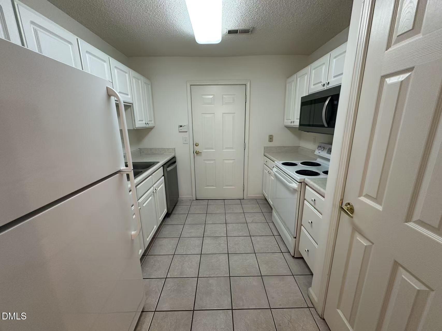 11391 Involute Place, Unit 101 Raleigh, NC 27617 - Photo 8 of 30 3a