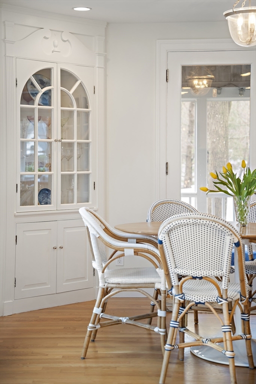 96 Glen Road Wellesley, MA 02481 - Photo 13 of 41