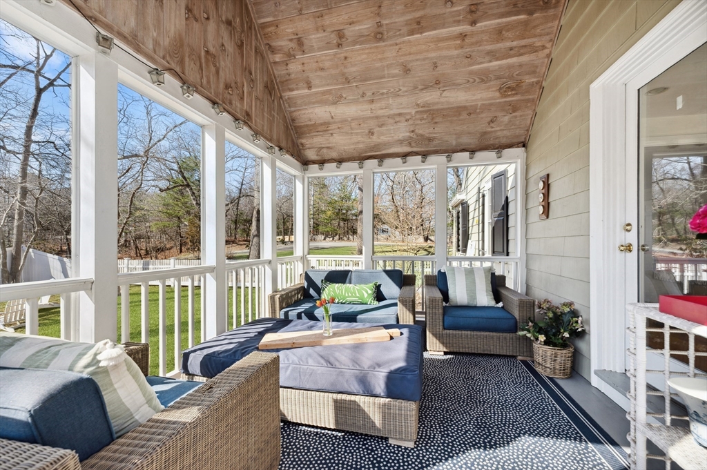 96 Glen Road Wellesley, MA 02481 - Photo 15 of 41