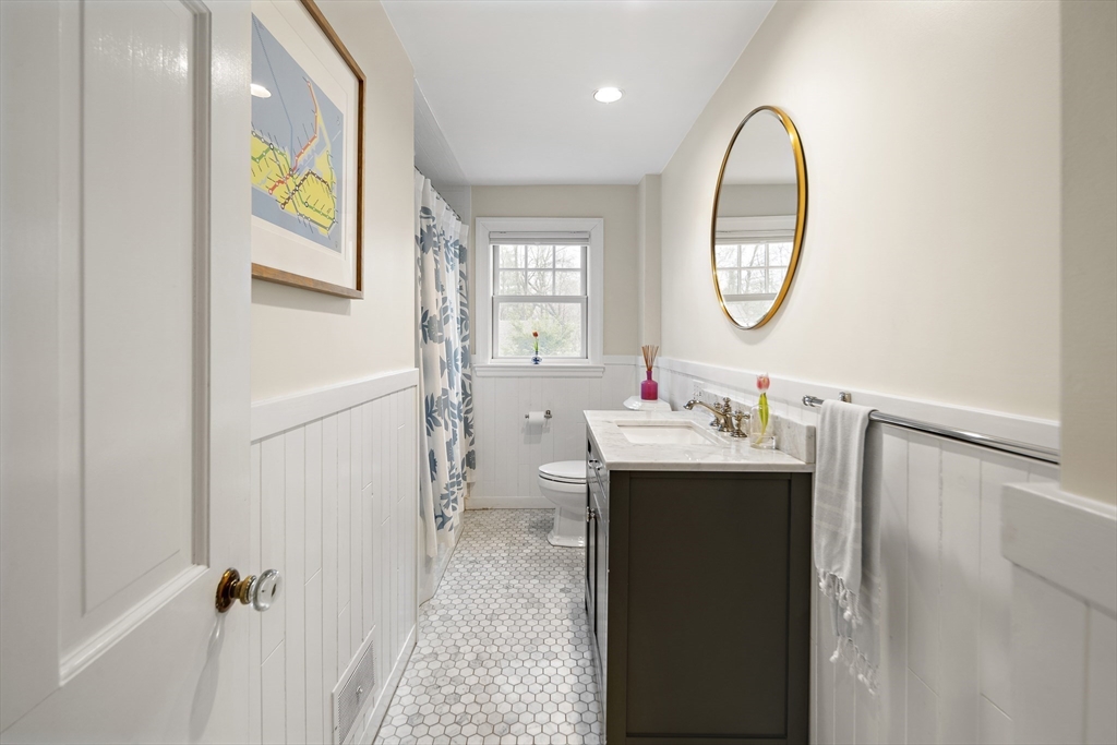 96 Glen Road Wellesley, MA 02481 - Photo 19 of 41