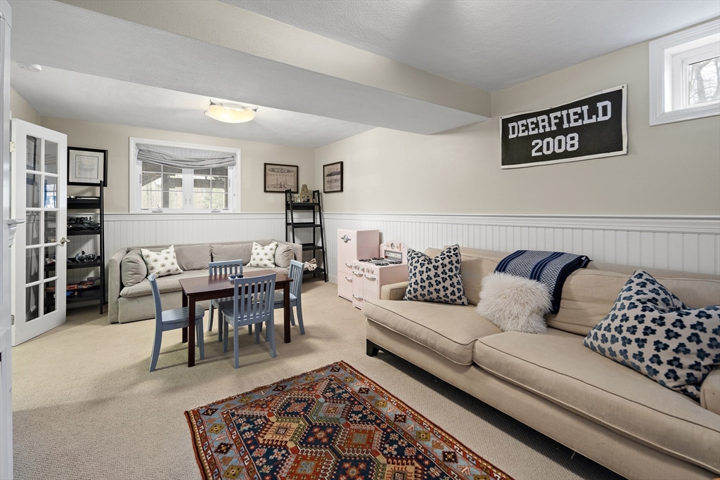 96 Glen Road Wellesley, MA 02481 - Photo 34 of 41