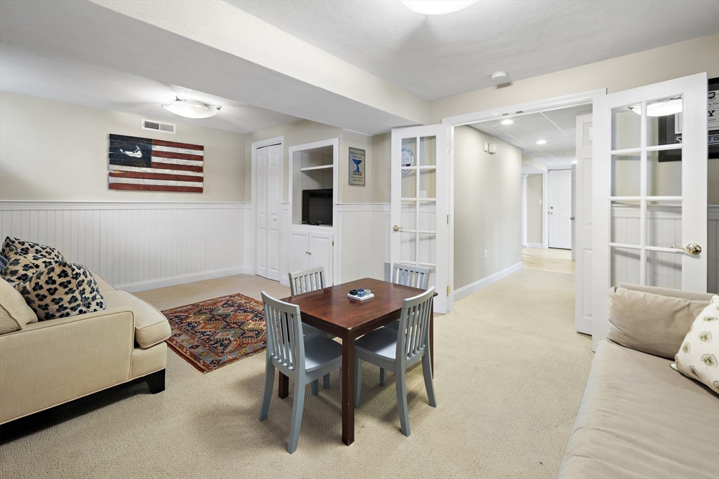 96 Glen Road Wellesley, MA 02481 - Photo 35 of 41