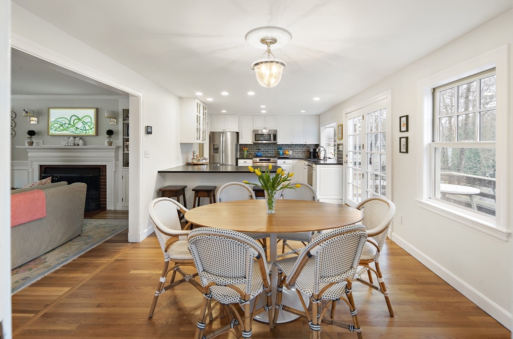 96 Glen Road Wellesley, MA 02481 - Photo 8 of 41