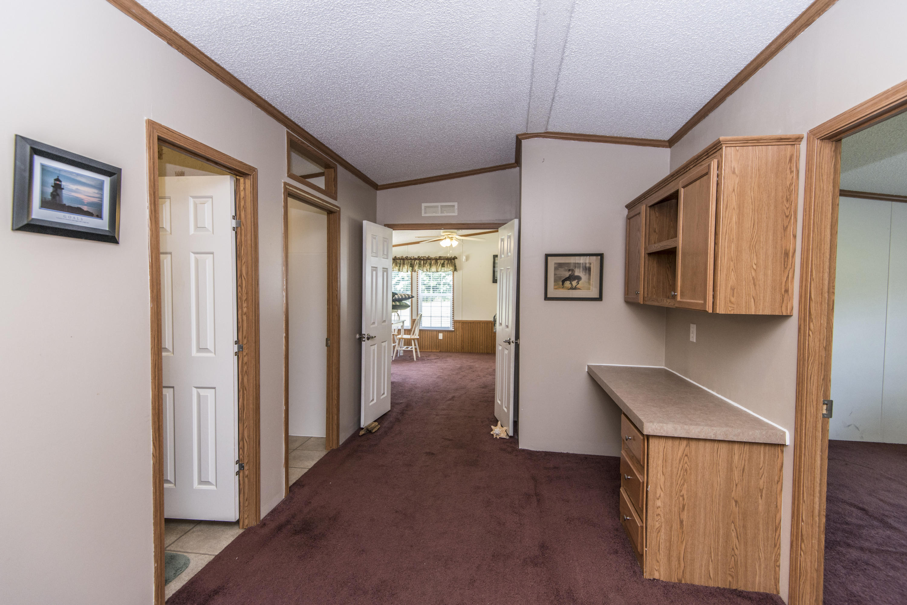 125 Little River Road Goose Creek, SC 29445 - Photo 17 of 33 125LittleRiverhallway