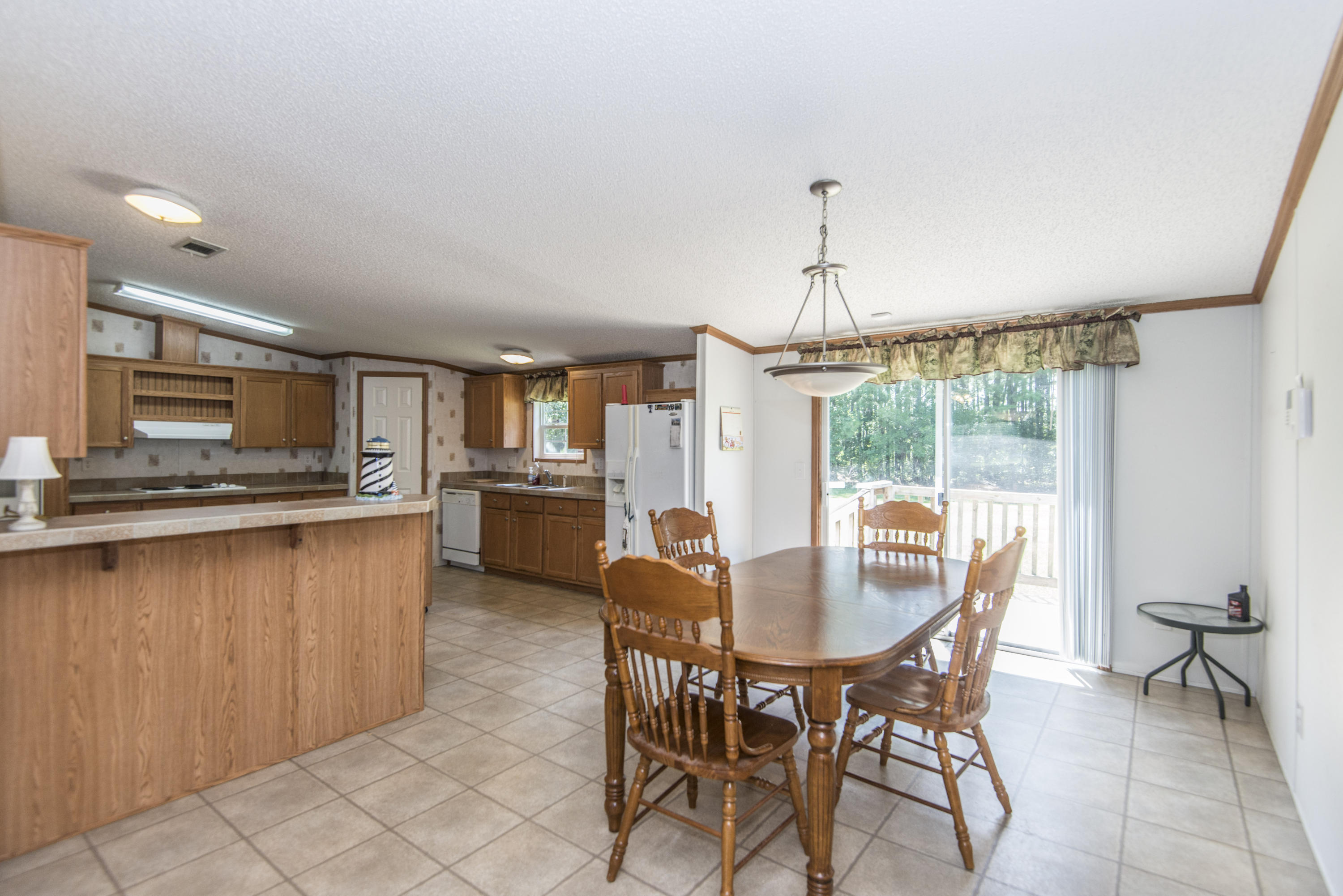 125 Little River Road Goose Creek, SC 29445 - Photo 6 of 33 125Littleriverkitchen